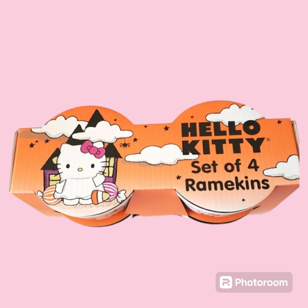 Hello Kitty Ramekins - Picture 2 of 3